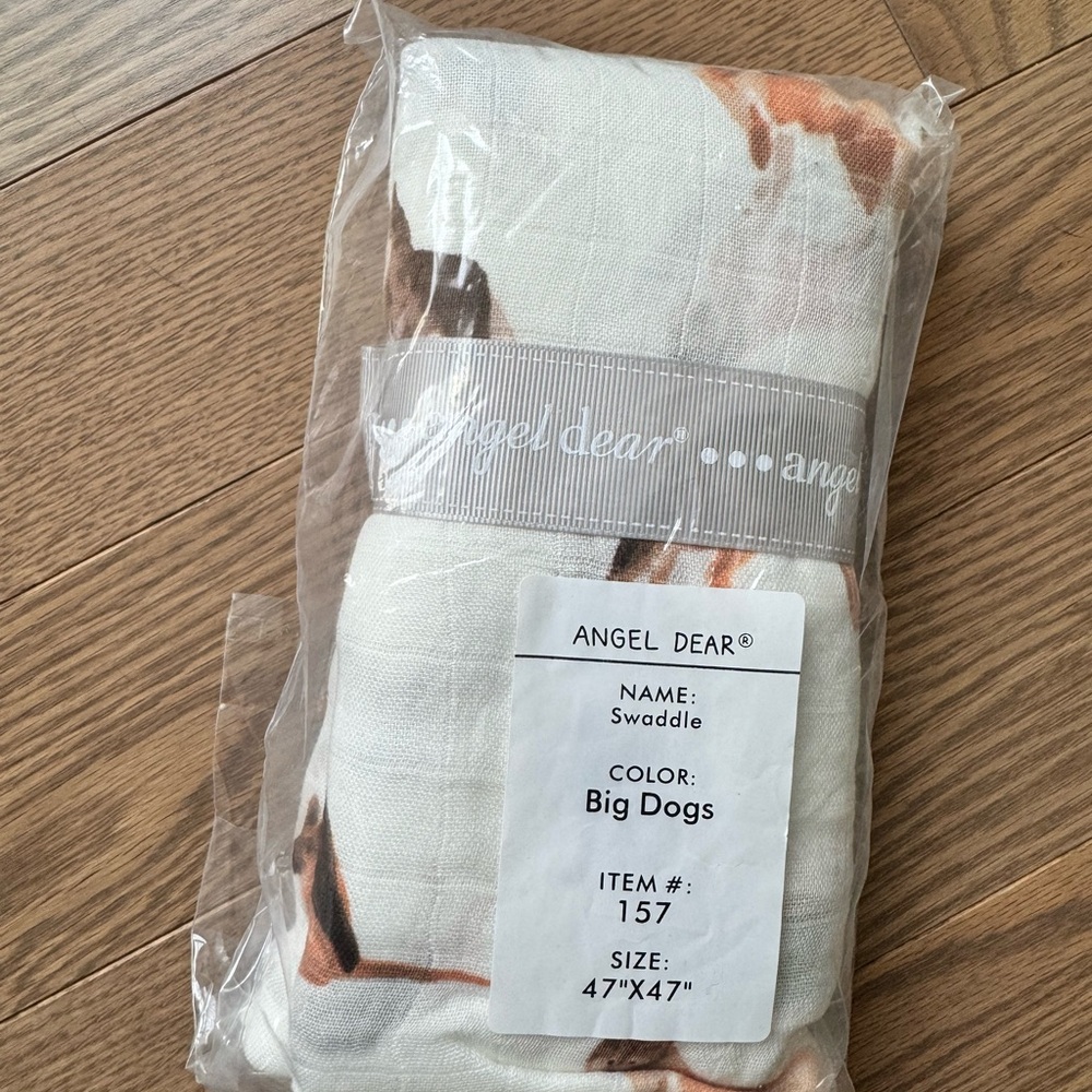 Angel Dear Cream Muslin Swaddle with Brown & Tan Dog Print